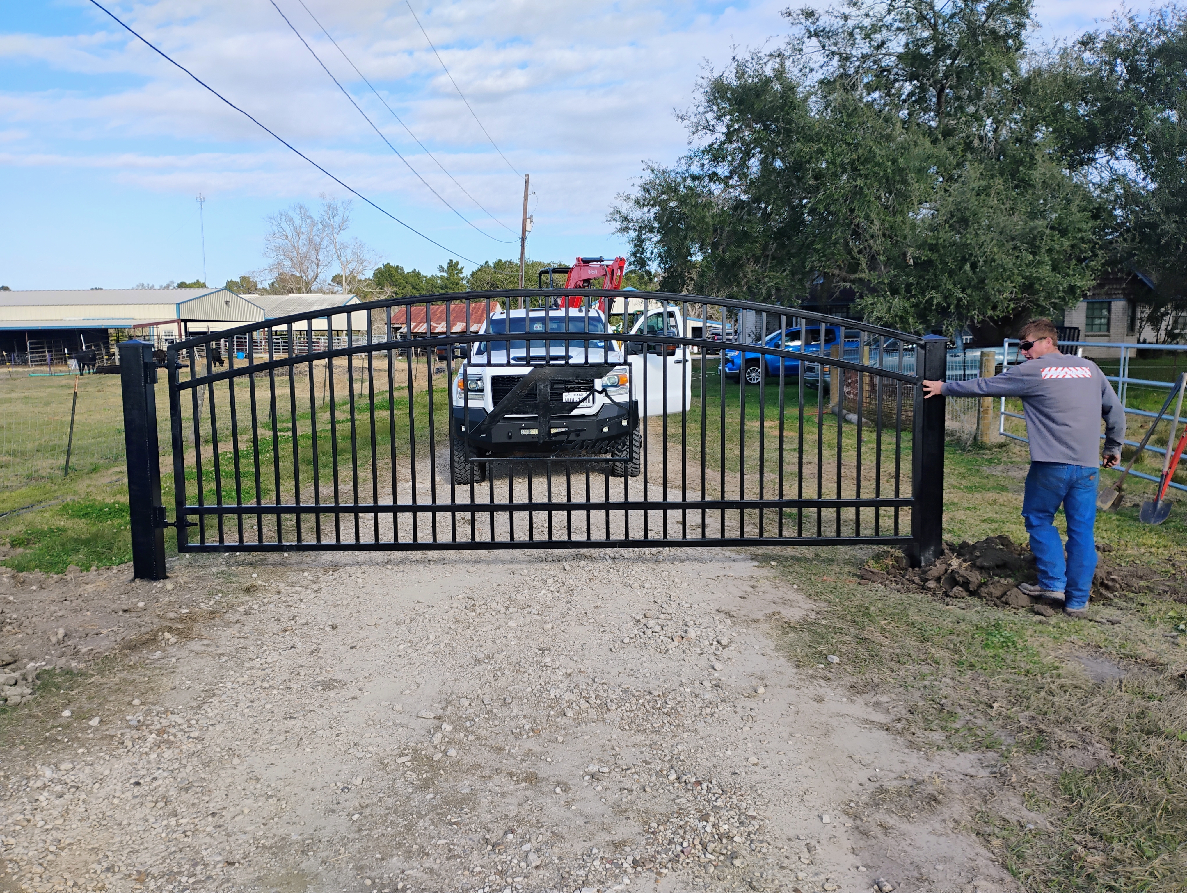 AF Farms custom driveway gate front view